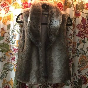 Faux Mink fur vest. Size S Brand: Ya